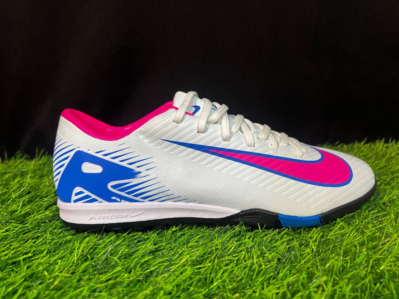 Nike Air Zoom Mercurial Vapor 15 (2024)